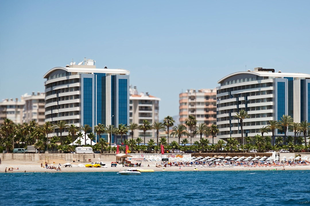 Porto Bello Hotel Resort & Spa